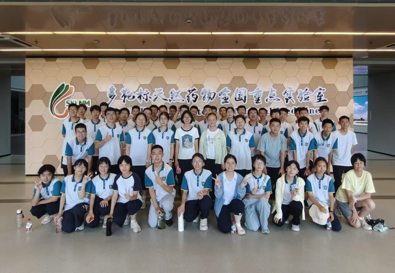 B5448D90E39F03A75521D32AF302DC00.jpg